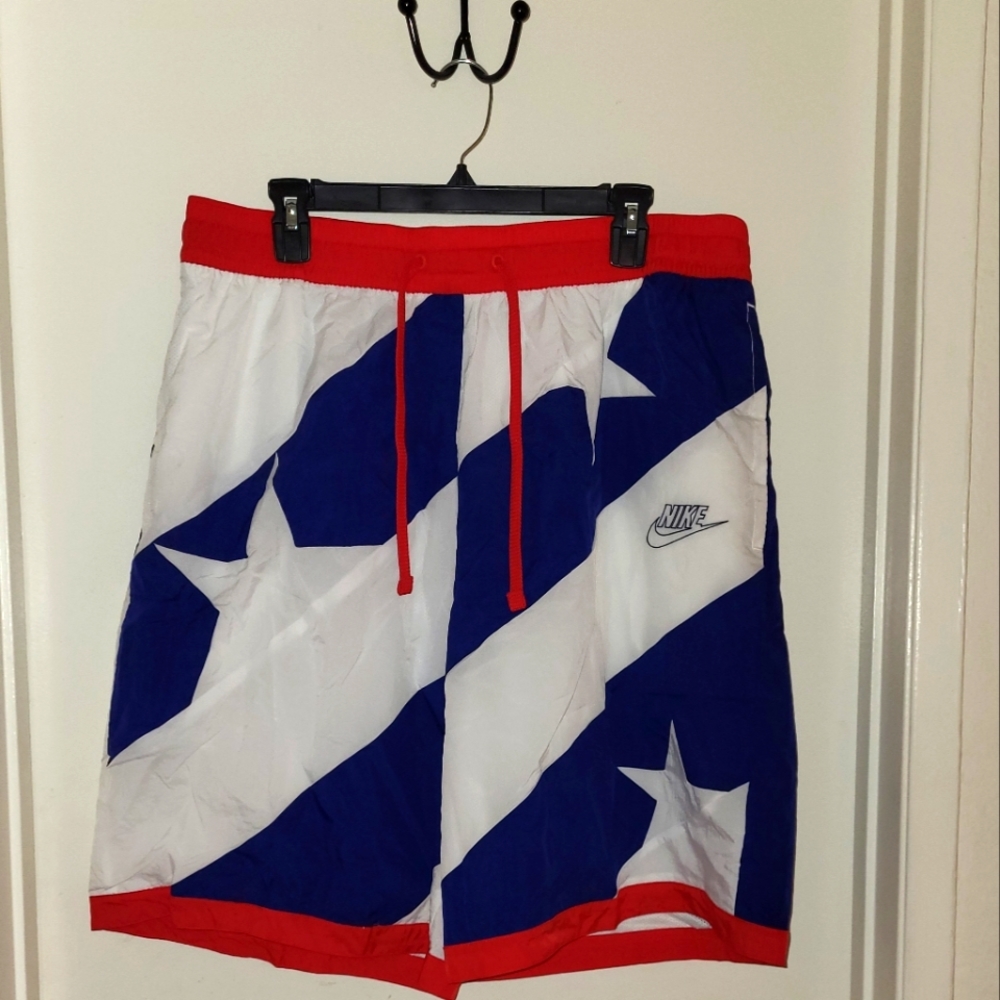 Nike loose fit shorts